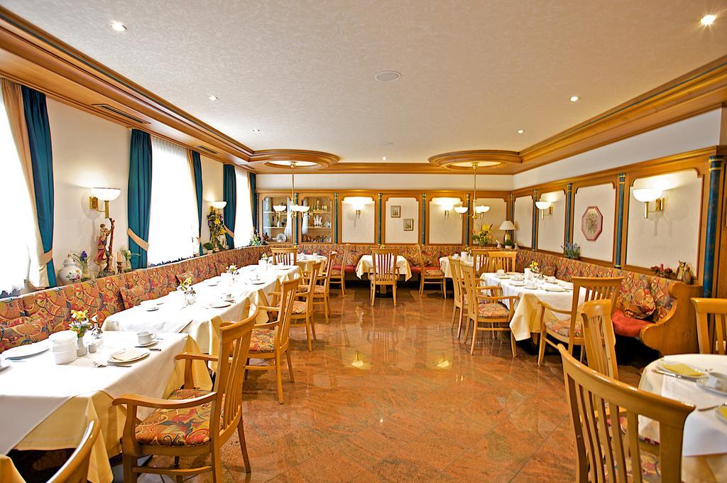 Am Schlossberg 4*