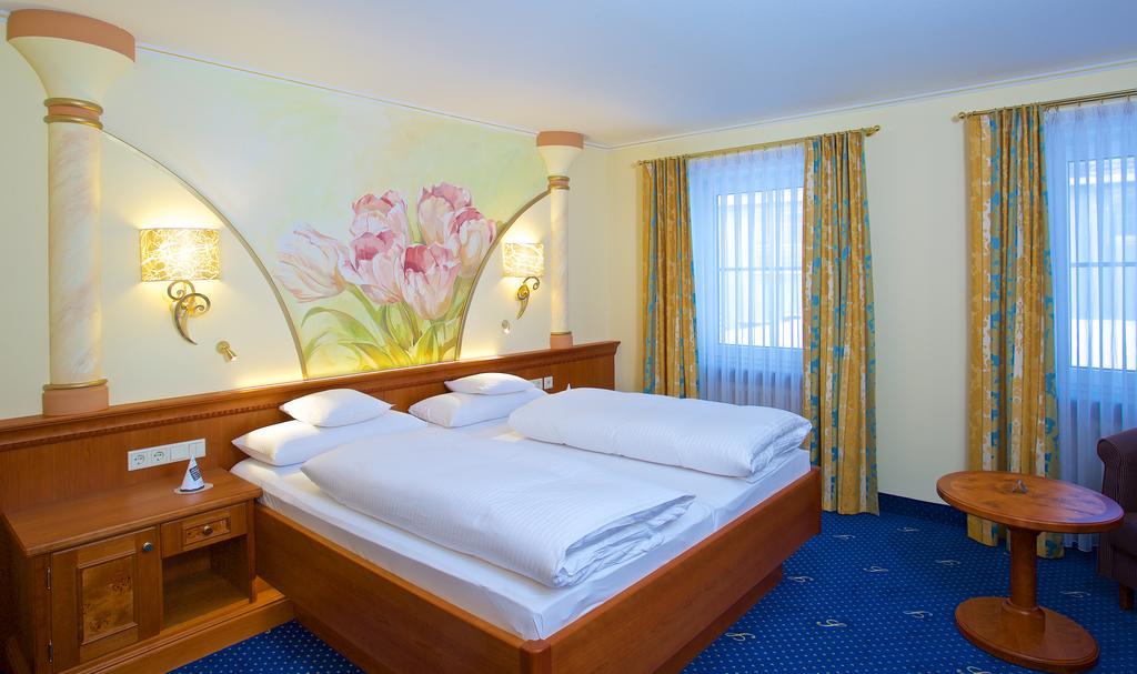 Am Schlossberg 4*